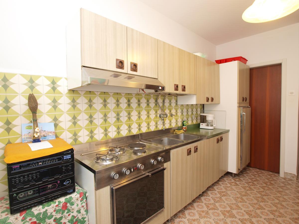 Rooms Milan 1370 Ровінь Екстер'єр фото